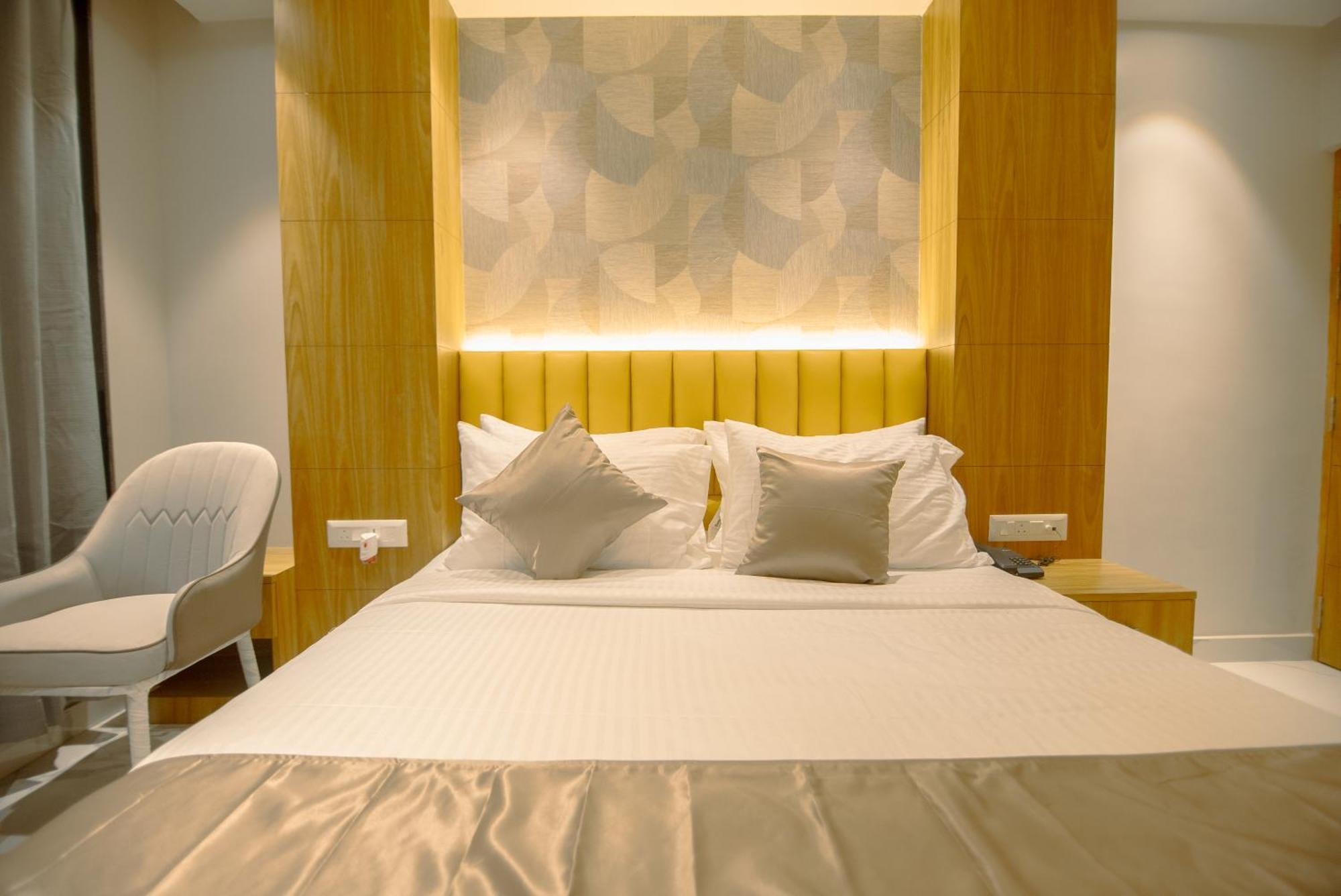 Hotel Dc Star Calcutta Eksteriør billede