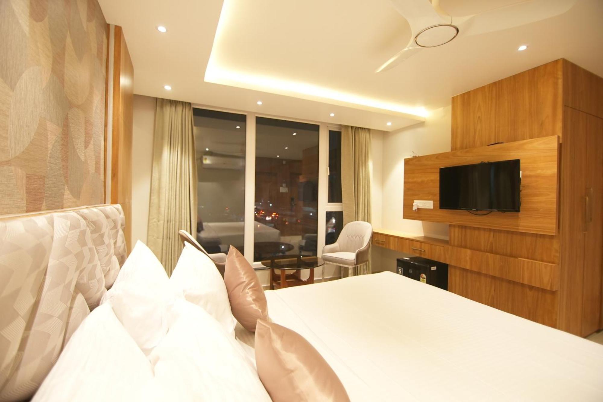 Hotel Dc Star Calcutta Eksteriør billede